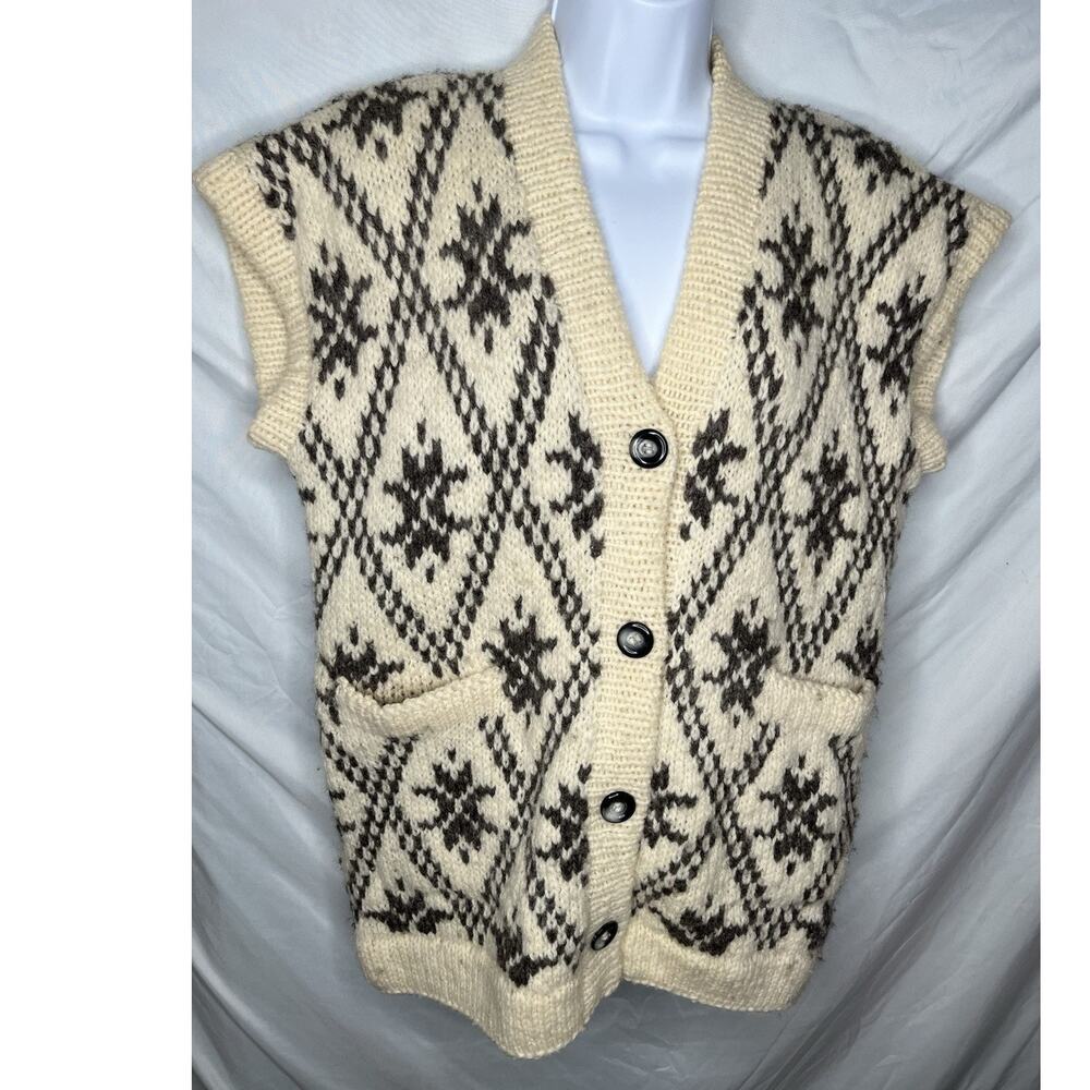 Cream & Brown Knit Sleeveless Cardigan Vest